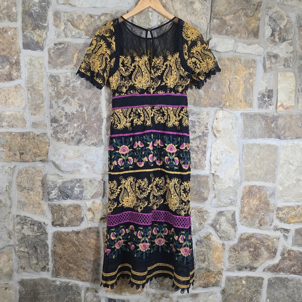 Anthropologie Jacquin Floral Embroidered Lace Scallop Dress